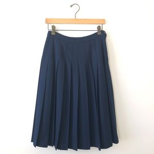 Vintage Pendleton navy petite wool pleated skirt
